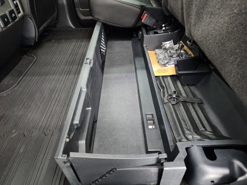 Used 2020 Ford F250 Lariat image 37