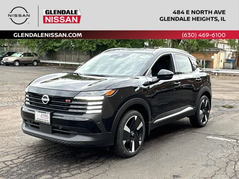 New 2025 Nissan Kicks SR image 1