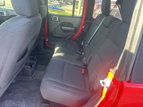 Used 2022 Jeep Wrangler Unlimited Sport image 8