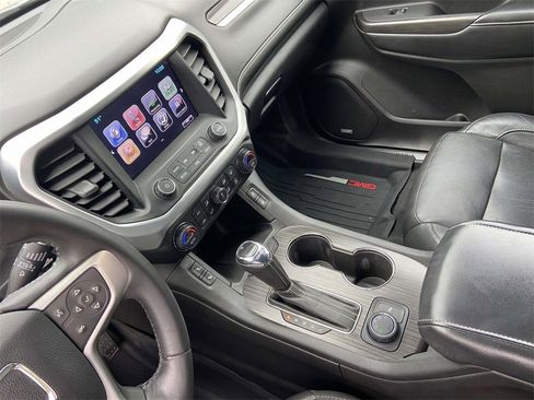 Used 2017 GMC Acadia SLT image 27