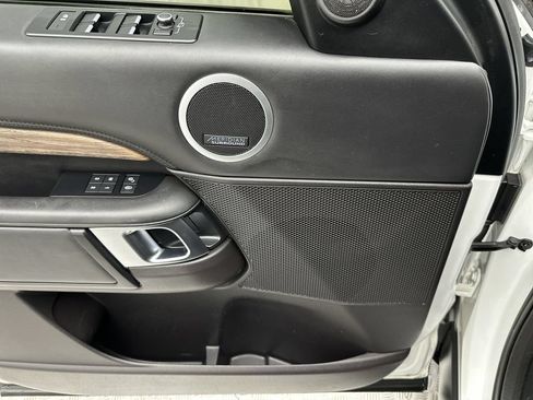 Used 2018 Land Rover Discovery HSE Luxury AWD/4WD image 13
