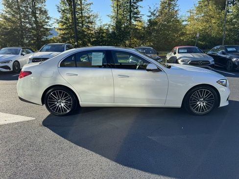 Used 2025 Mercedes-Benz C 300 4MATIC Sedan image 2