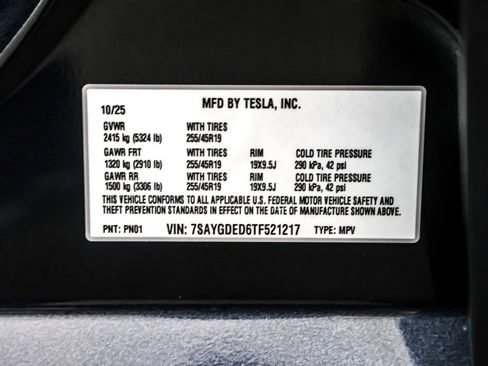 Used 2026 Tesla Model Y Long Range image 23