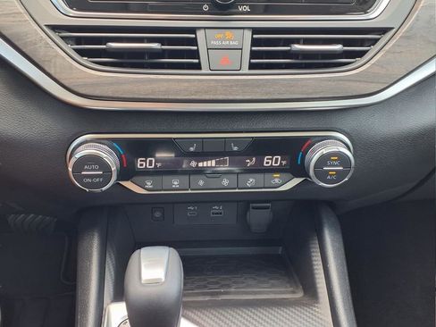 New 2026 Nissan Altima 2.5 SV w/ SV Premium Package image 17