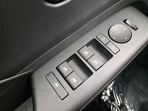 New 2026 Hyundai Kona SE image 27