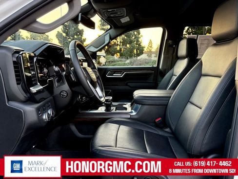 Used 2026 GMC Sierra 1500 SLT w/ SLT Premium Package image 13