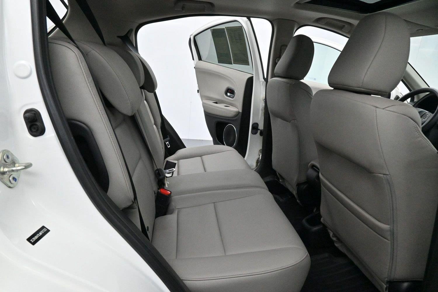 Used 2018 Honda HR-V EX-L image 29