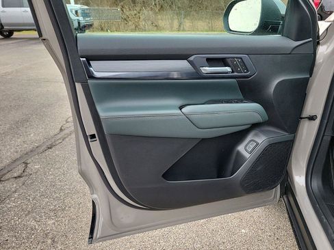 New 2026 GMC Terrain AT4 w/ Convenience Package III image 18