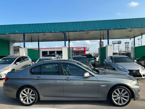 Used 2011 BMW 535i Sedan RWD image 6