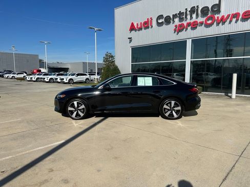 Used 2025 Audi A5 2.0T Prestige image 12