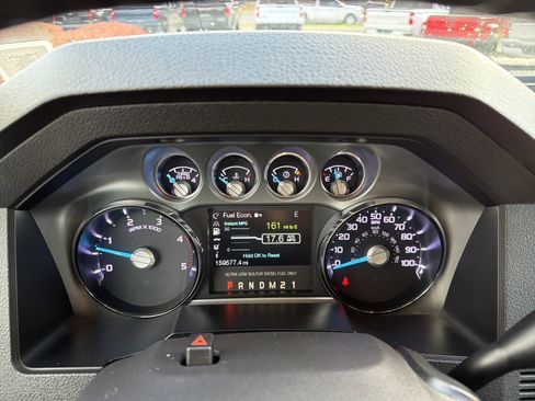 Used 2011 Ford F350 Lariat w/ Lariat Interior Pkg image 17