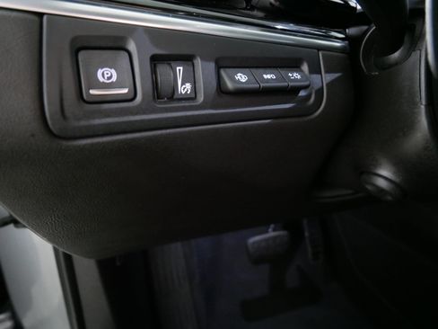 Used 2023 Cadillac XT6 Premium Luxury w/ Technology Package AWD/4WD image 26