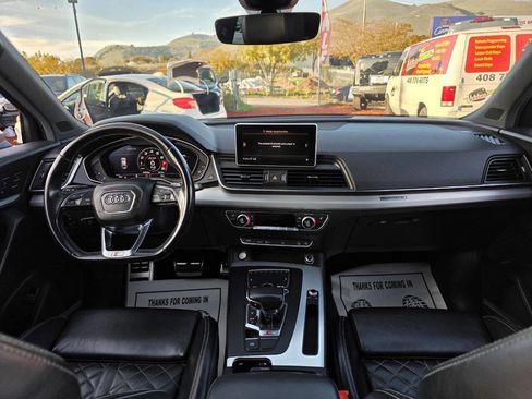 Used 2018 Audi SQ5 Premium Plus image 19