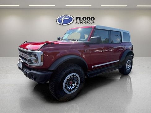 New 2026 Ford Bronco Outer Banks w/ Sasquatch Package AWD/4WD image 3
