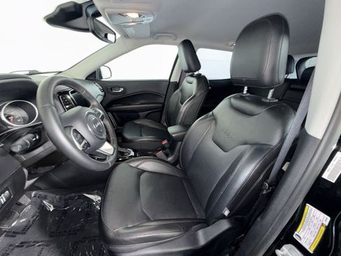 Used 2018 Jeep Compass Limited AWD/4WD image 13