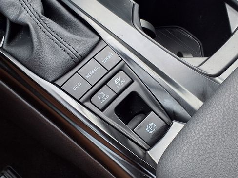 Used 2026 Toyota Camry LE w/ Convenience Package image 19