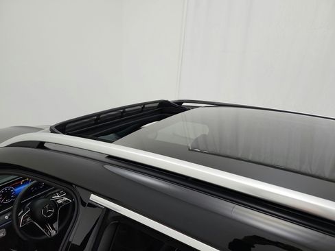 Certified 2026 Mercedes-Benz GLS 450 4MATIC image 11