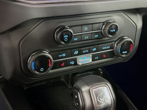 Used 2025 Ford Bronco Big Bend AWD/4WD image 24