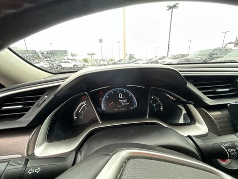 Used 2020 Honda Civic EX image 13