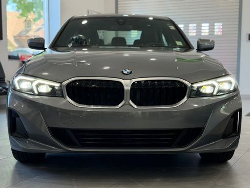 Used 2025 BMW 330i Sedan RWD image 2