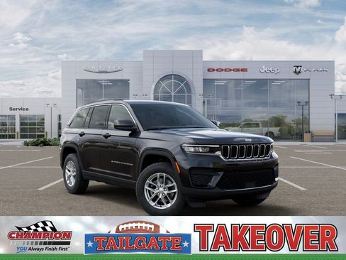 New 2026 Jeep Grand Cherokee Laredo AWD/4WD image 5