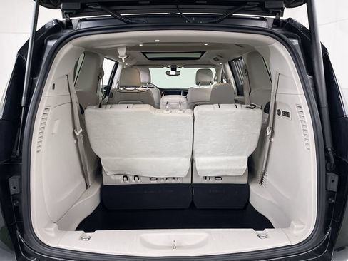 Used 2019 Chrysler Pacifica Limited FWD image 23