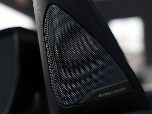 Used 2021 BMW X4 M40i w/ Executive Package image 26