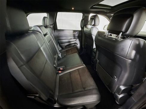 Used 2019 Jeep Grand Cherokee Altitude image 19