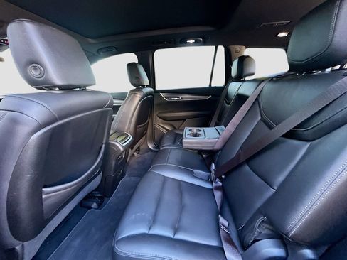 Used 2023 Cadillac XT6 Luxury AWD/4WD image 25