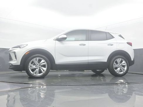 Used 2024 Buick Encore GX Preferred w/ Comfort Package FWD image 47