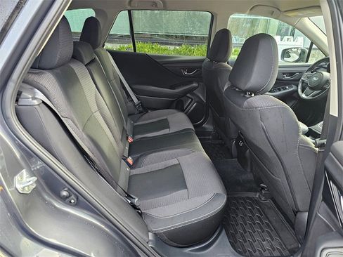 Used 2023 Subaru Outback Premium image 13