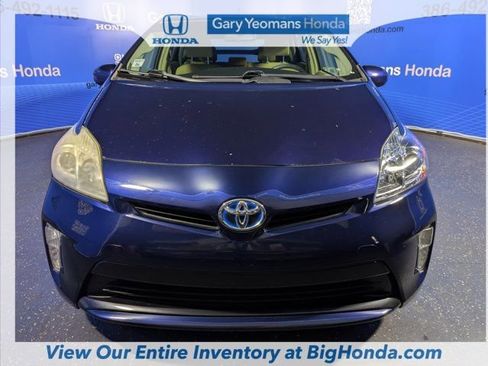 Used 2013 Toyota Prius Two image 9