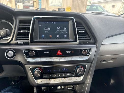 Used 2019 Hyundai Sonata SEL image 9