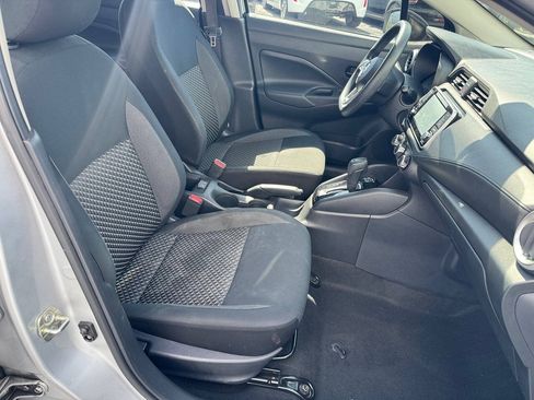 Used 2020 Nissan Versa S FWD image 18