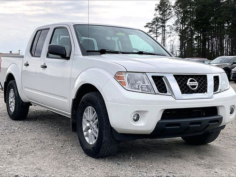 Certified 2019 Nissan Frontier SV w/ Value Truck Package image 1