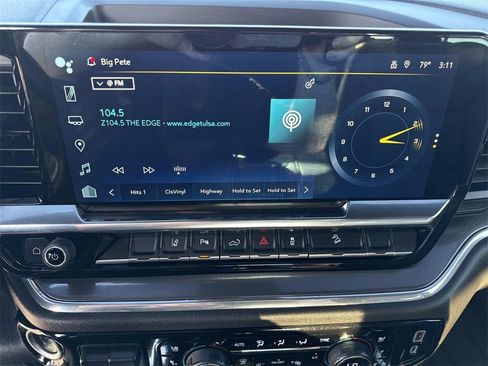 Used 2024 Chevrolet Silverado 2500 High Country w/ Technology Package image 16