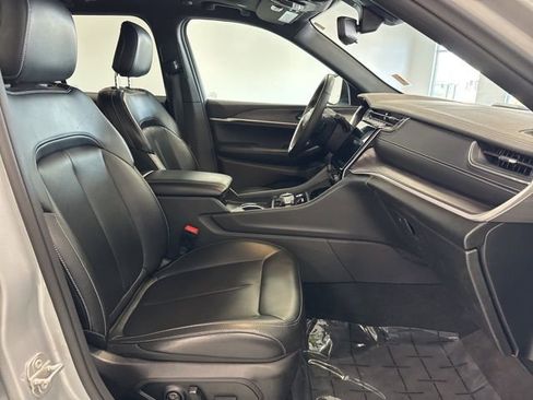 Used 2024 Jeep Grand Cherokee Limited 4xe image 26