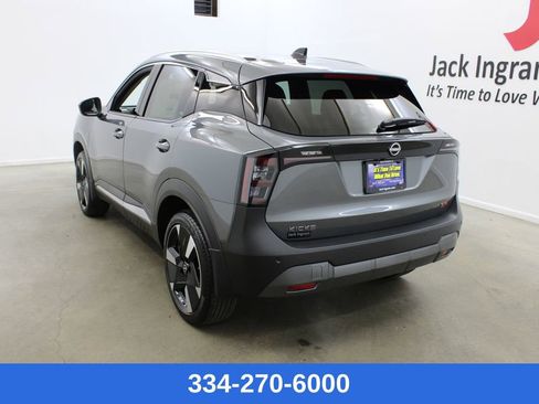 New 2026 Nissan Kicks SR w/ SR Premium Package image 2
