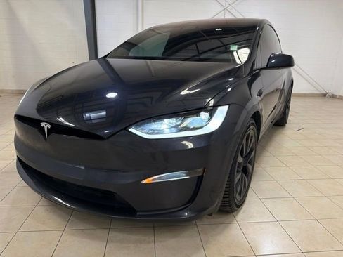 Used 2024 Tesla Model X AWD/4WD image 2