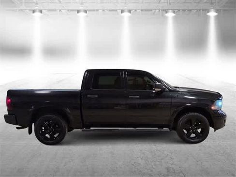 Used 2018 RAM 1500 Outdoorsman image 9