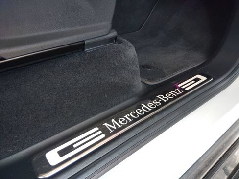 Used 2025 Mercedes-Benz G 550 image 16