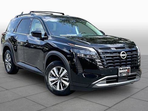 New 2026 Nissan Pathfinder SL FWD image 2
