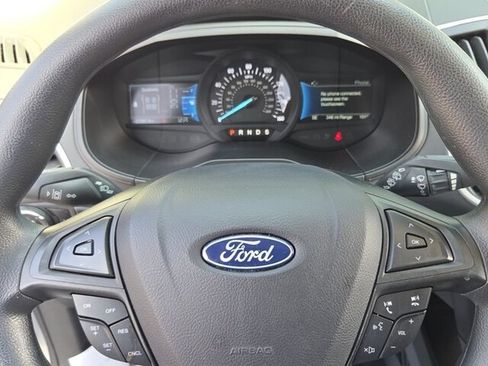 Used 2024 Ford Edge SE AWD/4WD image 23