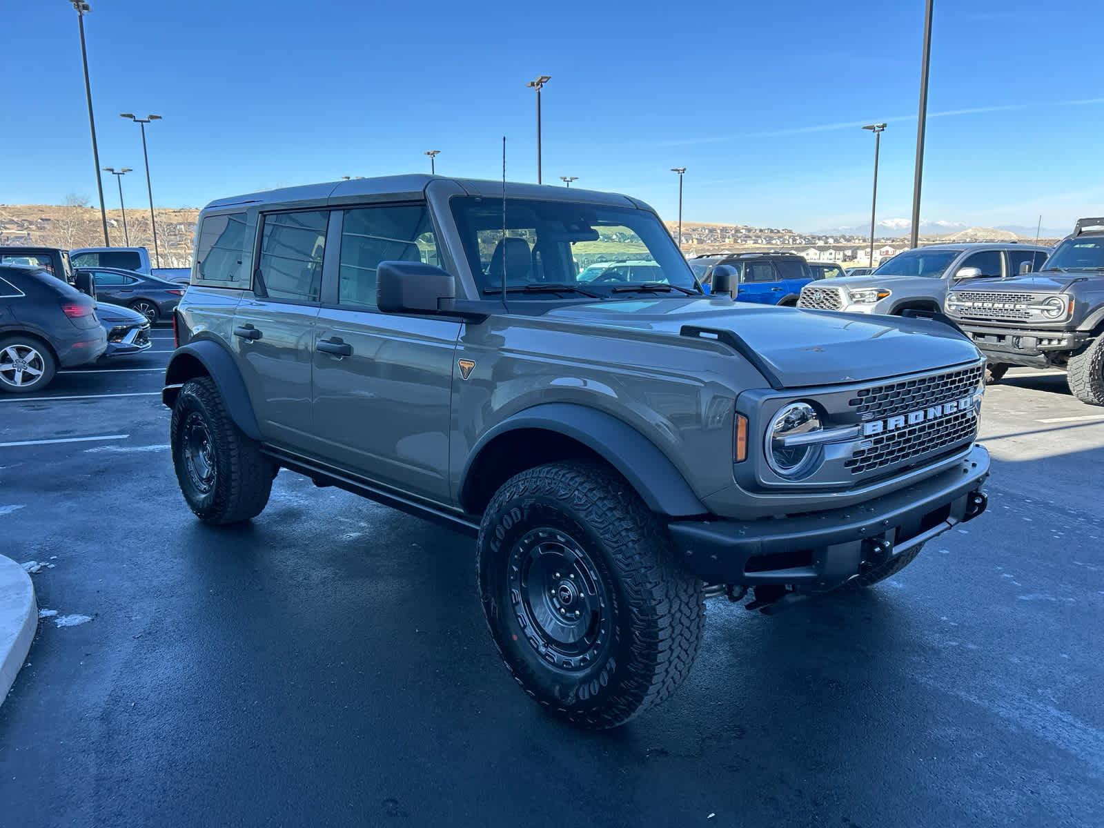 Used 2025 Ford Bronco Badlands w/ Sasquatch Package AWD/4WD image 5