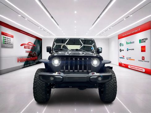 Used 2020 Jeep Gladiator Rubicon AWD/4WD image 2