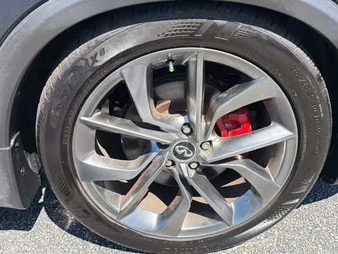 Used 2019 INFINITI QX50 Essential w/ Sensory Package AWD/4WD image 30