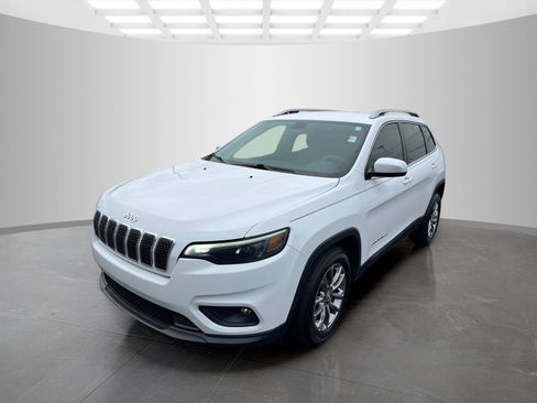 Used 2020 Jeep Cherokee Latitude Plus image 8