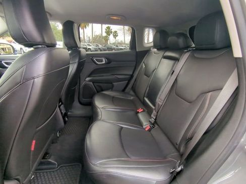 Used 2022 Jeep Compass Trailhawk image 15