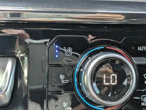 Used 2023 GMC Sierra 1500 AT4 w/ AT4 Premium Package image 21