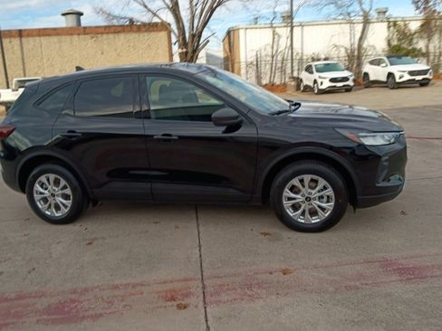 Used 2025 Ford Escape Active image 7
